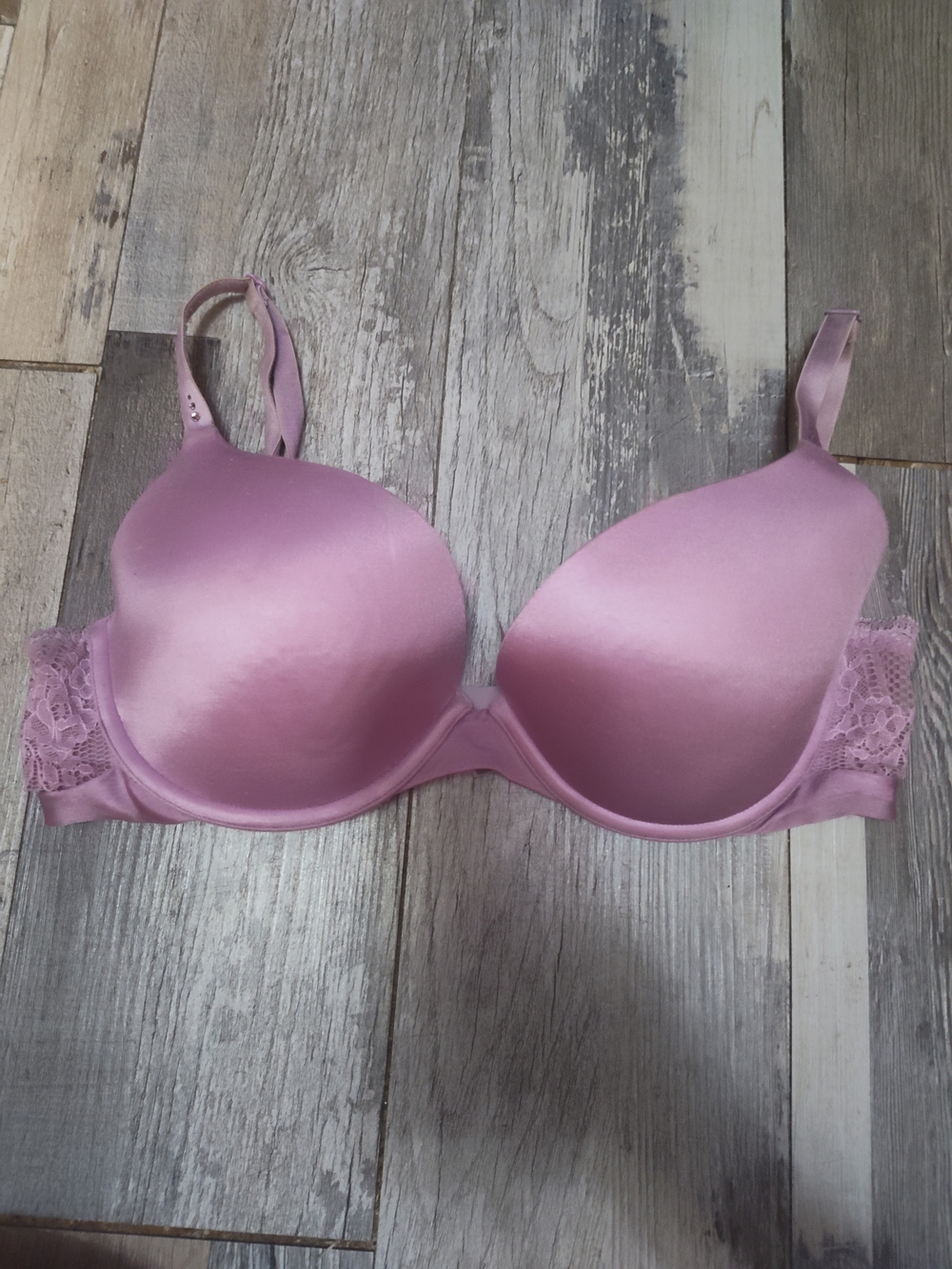 5/$25 SALE Victoria Secret Biofit Demi Uplift Underwire Size 34D Bra